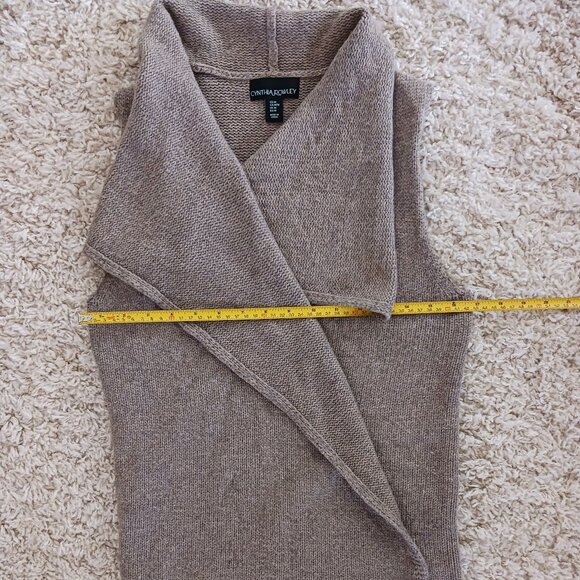 Cynthia Rowley Womens Sleeveless Cardigan Vest Size Medium Open Front Knit Beige - Picture 4 of 8